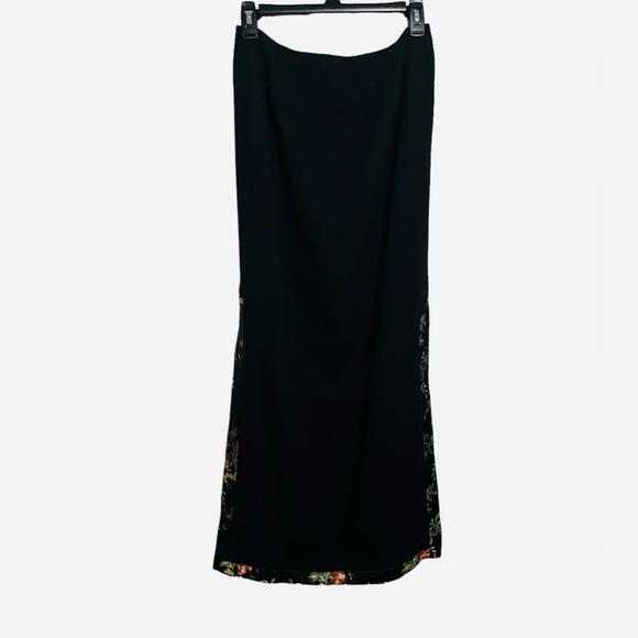 TAPP Black Asian Design Two Piece Blazer and Slit Skirt Set Size Small & Size 8 - Picture 16 of 16